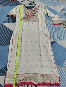 Elegant Embroidered 3 Pc Kurta Set