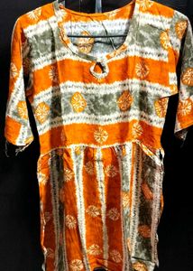 PRINTED SHORT KURTI