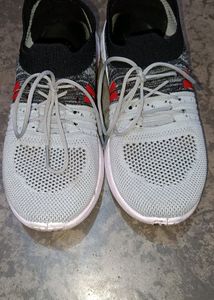 Sports Shoes