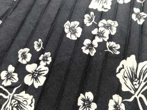 Black And White Floral Pleated Skirt
