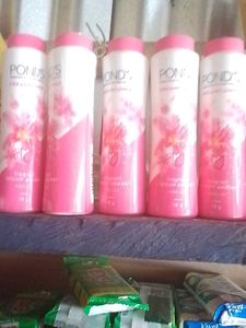 Ponds Dreamflower Talcum Powder