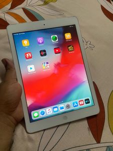 Apple iPad Air In Pristine Condition