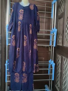 Elegant Floral Print Kurta Set