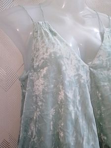 Velvet M Size Top