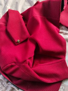 Stylish Red soft cool 😎 jacket 🧥 (stylish)