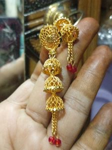 Earings