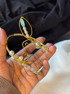 Gold Tone Leaf Arm Cuff Bracelet