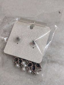 Black Floral Drop Earrings