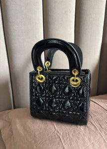 Elegant Black Handbag