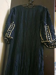 Black Embroidered Kurta