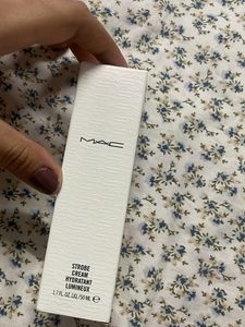 Mac Strobe Cream PINKLITE