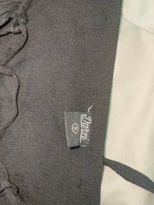 Elegant Black Flared Dress for a Timeless Look
