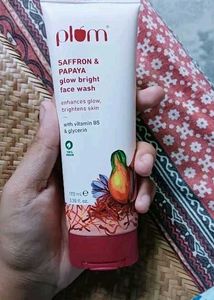Plum Saffron Face Wash