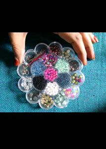 Mixed Beads With Box