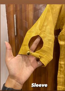 Mustard Yellow Kurta And Pants Set With Printed Du