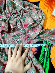 Floral Print Off-Shoulder Top