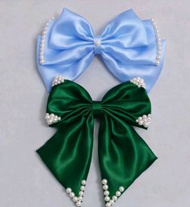 Pearl Embellished Bow Hair Clips (pack of 1)