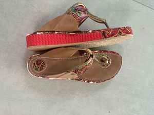 Bohemian Print Toe Ring Sandals