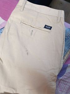 6 Trousers, Each 1000 Coins/200 Rs.