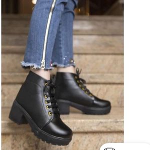 Black Boots