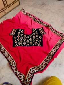 velvet border an blouse very nice 👍 saree 💌.