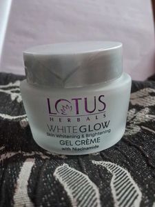 Lotus Herbals WhiteGlow Creme