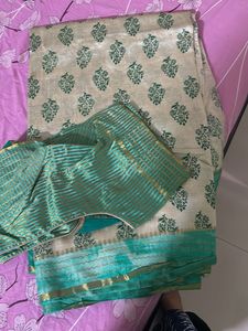 Beautiful Saree With Blouse