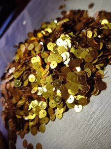 Combo  stones. (golden sparkle + silver sparkle + silver petal design)