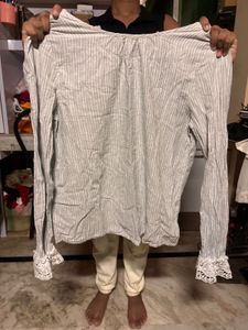 pretty summer top like new