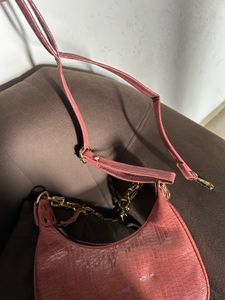 Pink Chain Detail Shoulder Bag (slight defect)