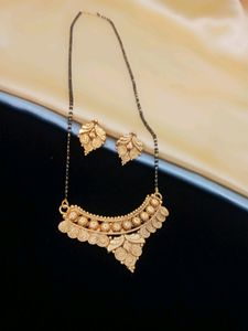 Mangal Sutra Goled Plated Bras Metal