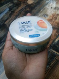 Lakme Peach Milk Moisturizer
