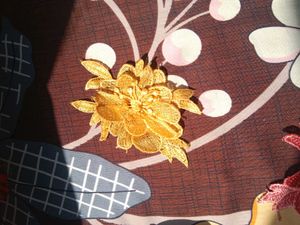 500  Designer Embroidery Flowers