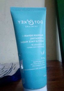 Dot & Key Gentle Face Wash