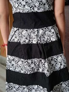 Girls&#39; Black &amp; White Dress