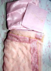 Elegant Pink saree With Silk Fabric And One Aster