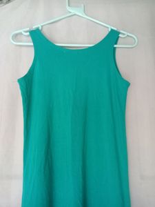 Sleevless Top 💚