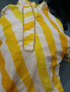 Stylish lehriya Kurta with skirt