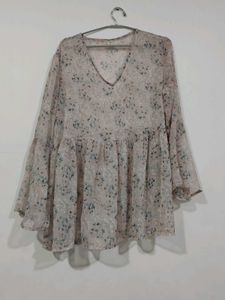 Top In Foral Print