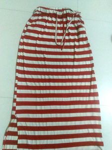 Huge Sale 🔴 🔴 🔴 Beutiful Red &amp;White Mixed Skirt