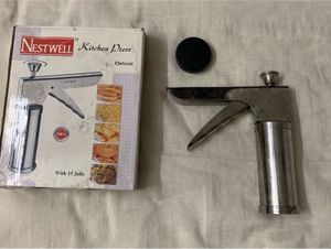 Nestwell Kitchen Press Deluxe