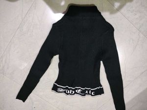 Black Crop Top