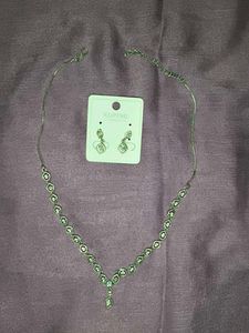 Elegant Necklace & Earring Set
