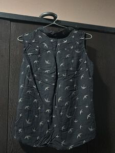 Bird Print Sleeveless Top