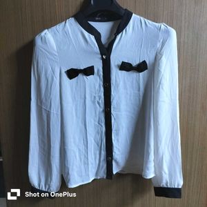 Chic White Blouse with Bow Detail