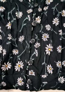 Floral Print Button Crop Top