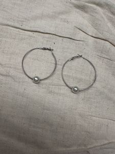 Pearl Hoop Earrings 🥰