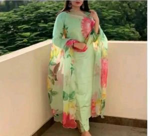 Mint Green Floral Printed Suit Set 🌸