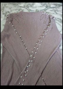 Moti Work Top Looking Wise Bhot Acha H 👍