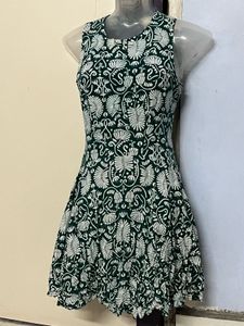 H&amp;M Branded Green Floral Fit &amp; Flare Dress